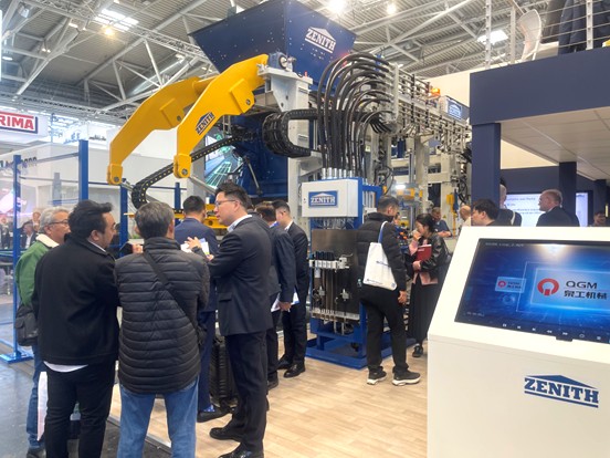 Quangong Co., Ltd. face un mare debut la Shanghai International Waste Management Expo Smart Manufacturing permite dezvoltarea „Zero-Waste City”